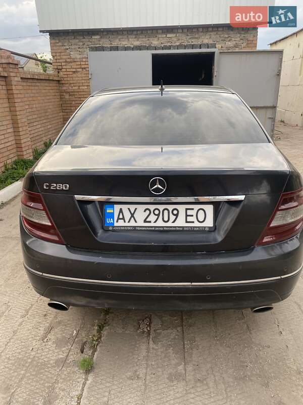 Седан Mercedes-Benz C-Class 2008 в 