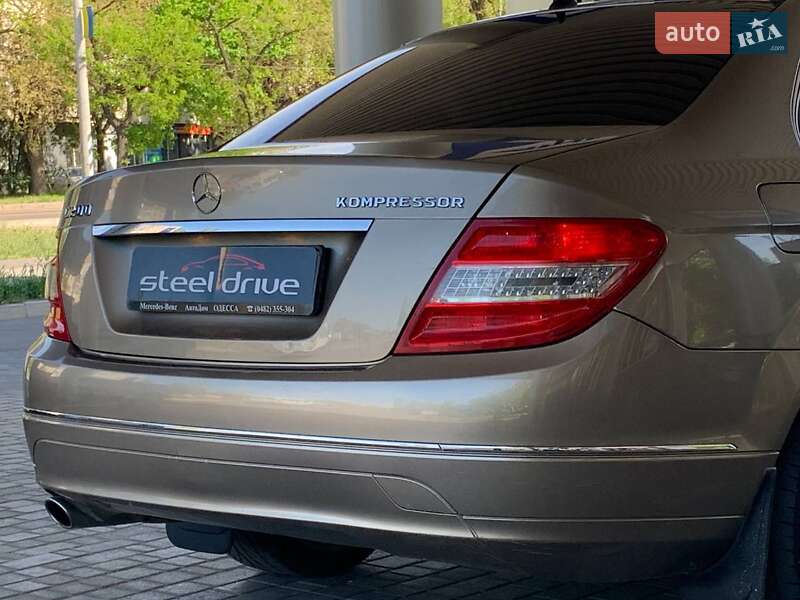 Седан Mercedes-Benz C-Class 2007 в Миколаєві