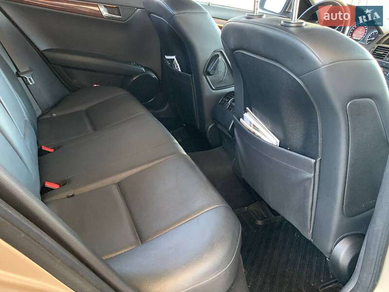 Седан Mercedes-Benz C-Class 2007 в Миколаєві