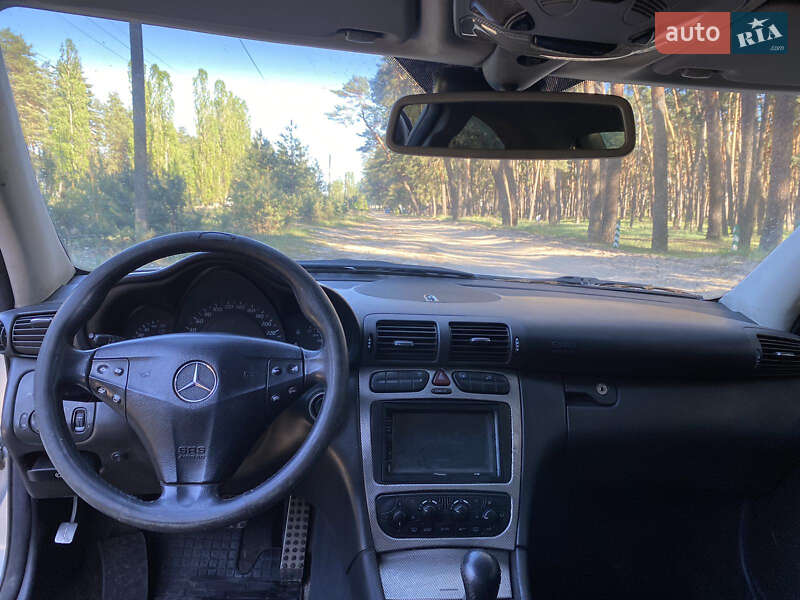 Купе Mercedes-Benz C-Class 2002 в Охтирці