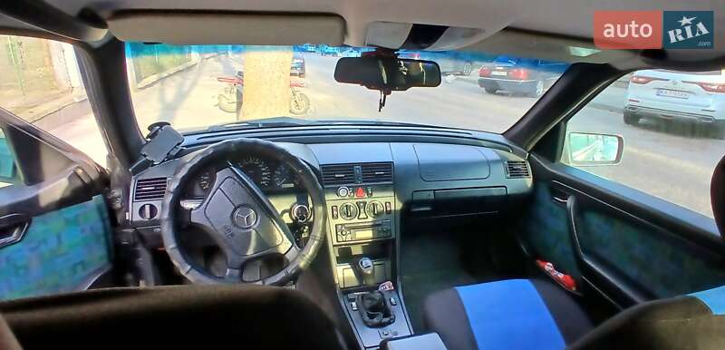 Седан Mercedes-Benz C-Class 1996 в Львове фото 11 Седан Mercedes-Benz C-Class 1996 в Львове