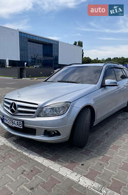 Универсал Mercedes-Benz C-Class 2009 в Одессе