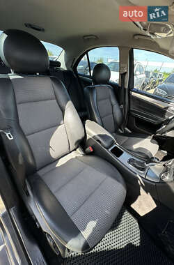 Седан Mercedes-Benz C-Class 2005 в 
