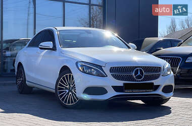 Седан Mercedes-Benz C-Class 2015 в Нововолинську