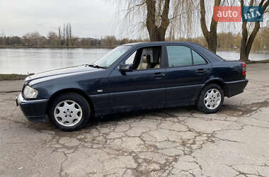 Седан Mercedes-Benz C-Class 1998 в Ровно