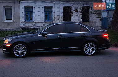 Седан Mercedes-Benz C-Class 2011 в 