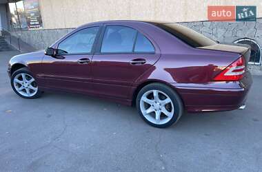 Седан Mercedes-Benz C-Class 2006 в 