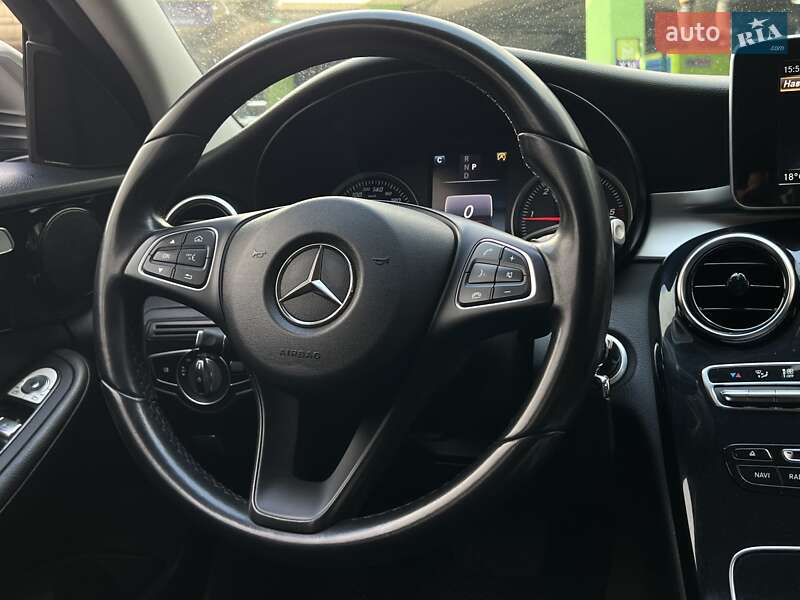 Універсал Mercedes-Benz C-Class 2018 в Києві