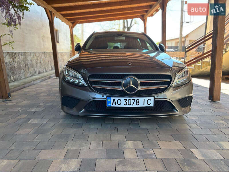 Универсал Mercedes-Benz C-Class 2018 в Виноградове