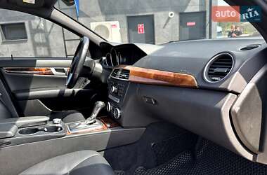 Седан Mercedes-Benz C-Class 2012 в 