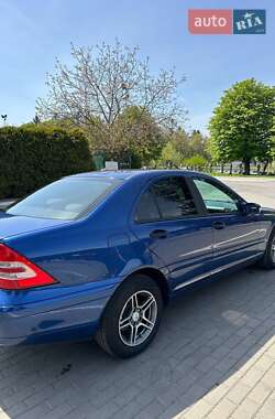 Седан Mercedes-Benz C-Class 2003 в 