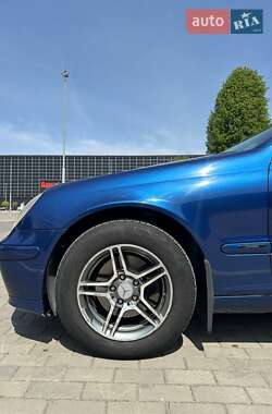 Седан Mercedes-Benz C-Class 2003 в 