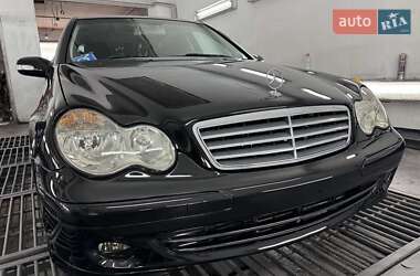 Седан Mercedes-Benz C-Class 2006 в 