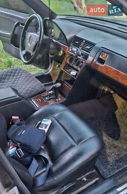 Седан Mercedes-Benz C-Class 1994 в 