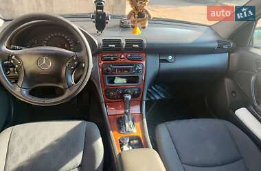 Универсал Mercedes-Benz C-Class 2002 в 