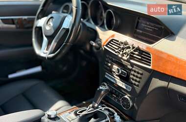 Седан Mercedes-Benz C-Class 2012 в 