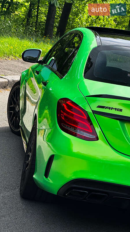 Седан Mercedes-Benz C-Class 2015 в Киеве