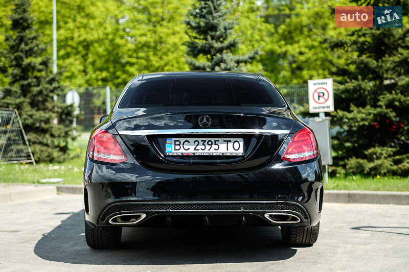 Седан Mercedes-Benz C-Class 2014 в Львове