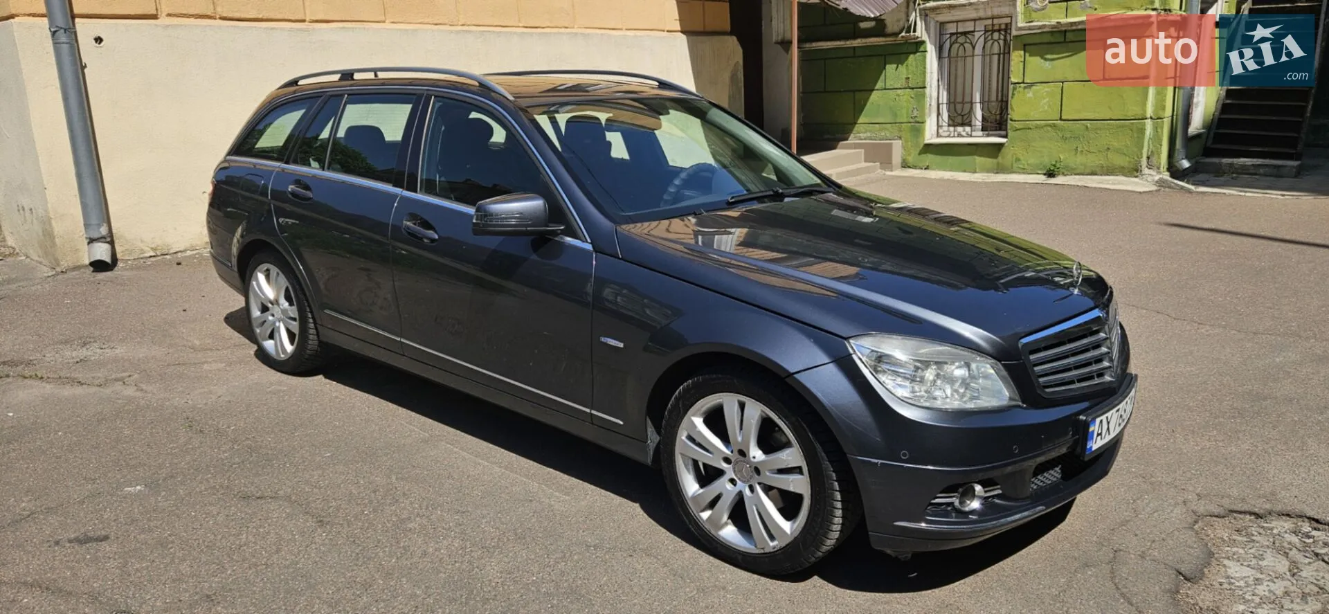 2010 Mercedes-Benz C-klasse - мініатюра 2