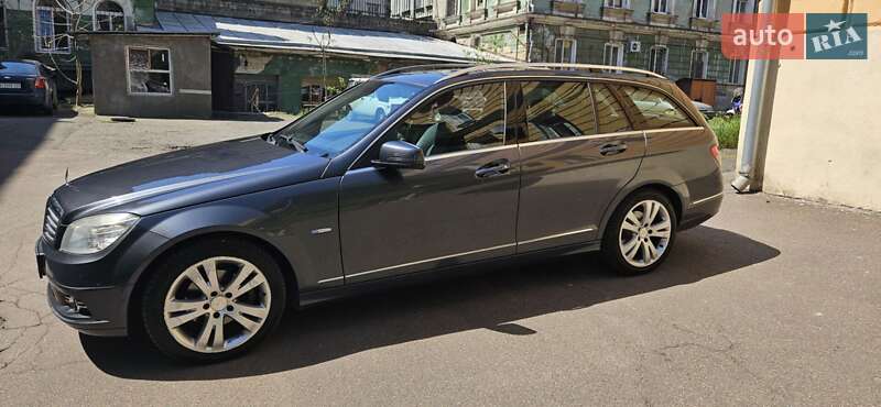 Универсал Mercedes-Benz C-Class 2010 в Одессе фото 7 Универсал Mercedes-Benz C-Class 2010 в Одессе