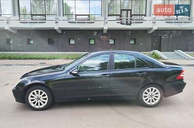 Седан Mercedes-Benz C-Class 2006 в 