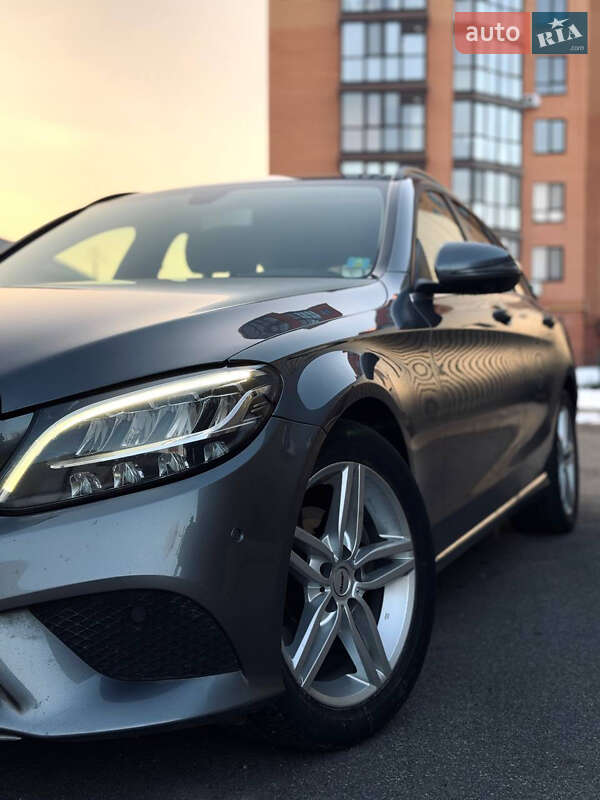 Універсал Mercedes-Benz C-Class 2019 в Хмельницькому