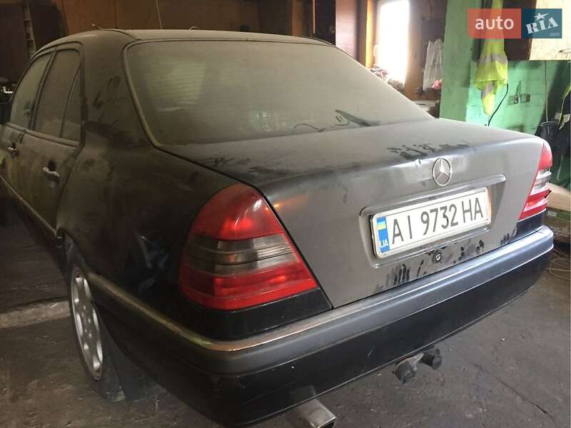 Mercedes-Benz C-Class 1995