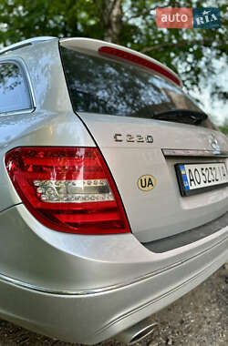Универсал Mercedes-Benz C-Class 2012 в 