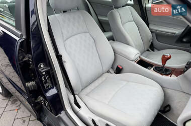 Седан Mercedes-Benz C-Class 2001 в 