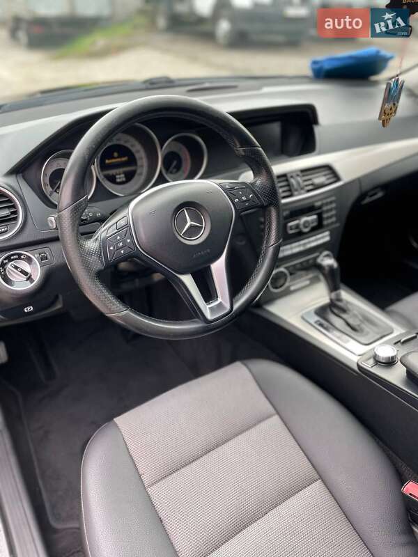 Универсал Mercedes-Benz C-Class 2013 в Харькове
