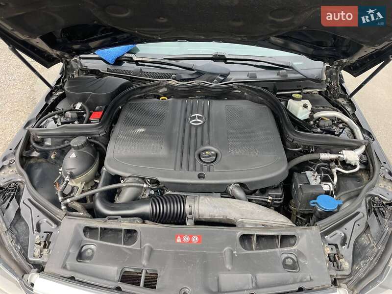 Универсал Mercedes-Benz C-Class 2013 в Харькове