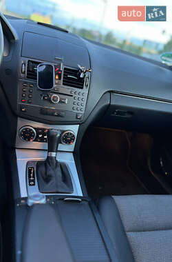 Универсал Mercedes-Benz C-Class 2010 в 