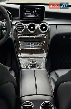 Седан Mercedes-Benz C-Class 2017 в 