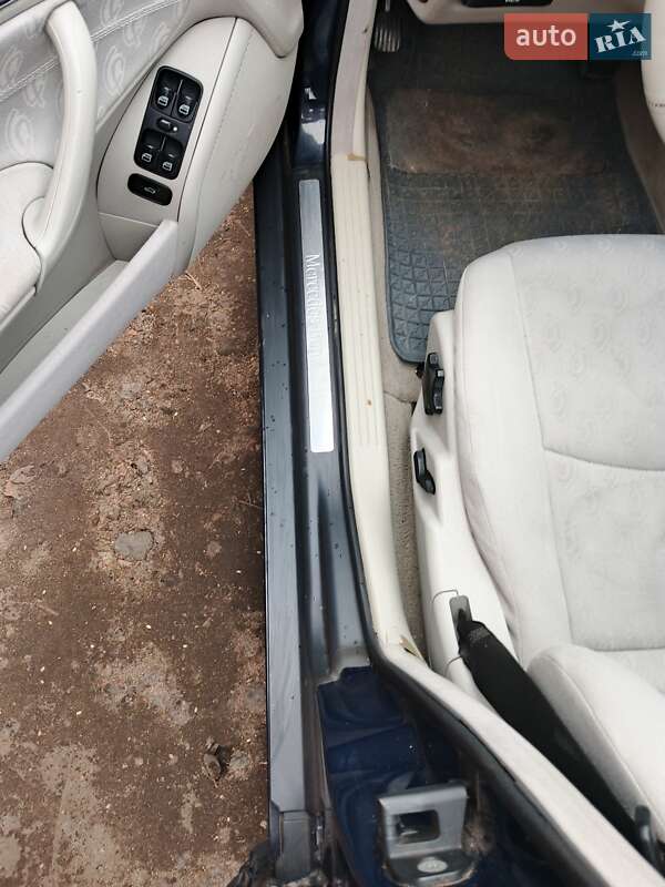 Седан Mercedes-Benz C-Class 2000 в Одессе