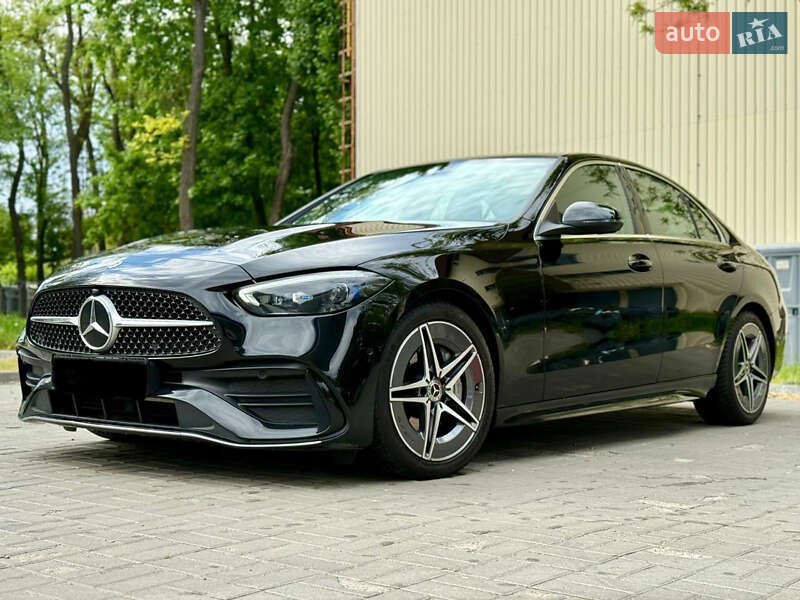 Mercedes-Benz C-Class 2021