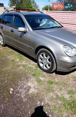 Універсал Mercedes-Benz C-Class 2003 в 