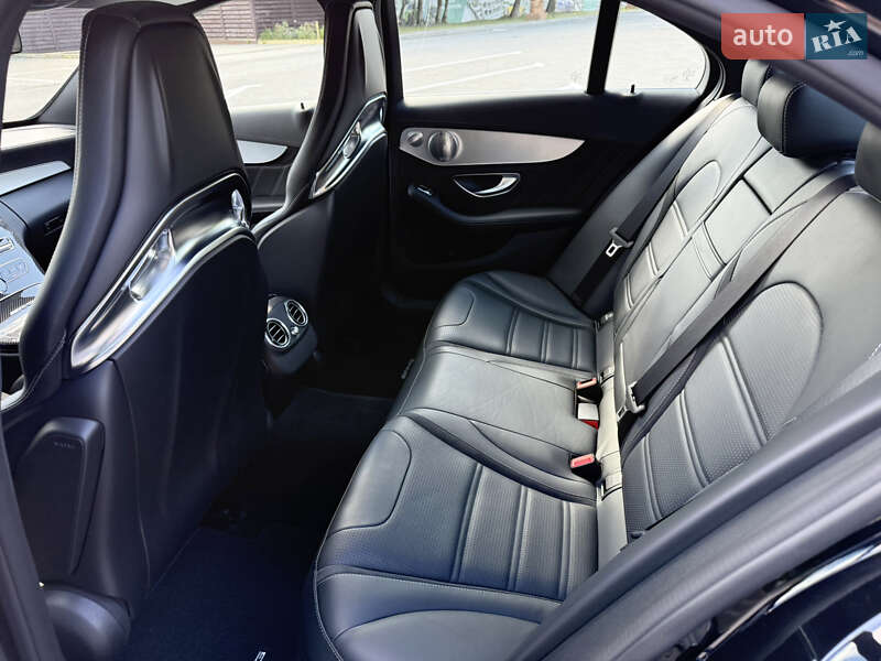 Седан Mercedes-Benz C-Class 2019 в Днепре