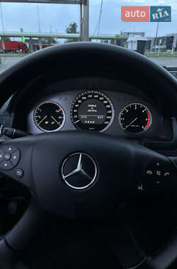 Универсал Mercedes-Benz C-Class 2009 в 