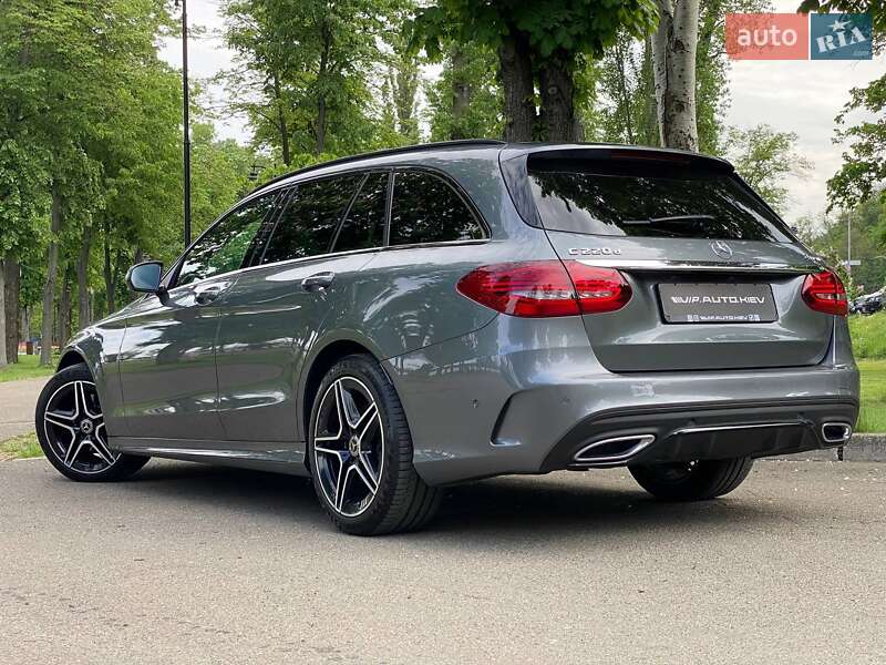 Универсал Mercedes-Benz C-Class 2018 в Киеве