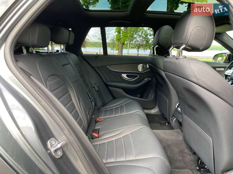 Универсал Mercedes-Benz C-Class 2018 в Киеве