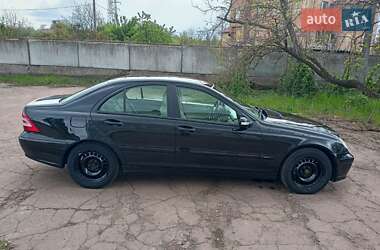 Седан Mercedes-Benz C-Class 2004 в 