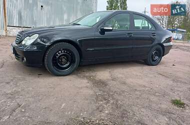 Седан Mercedes-Benz C-Class 2004 в 