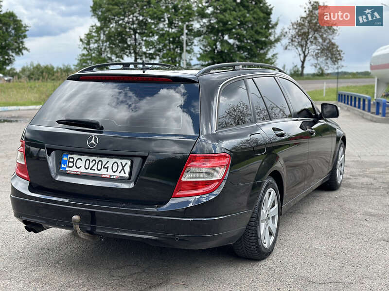 Универсал Mercedes-Benz C-Class 2008 в Львове