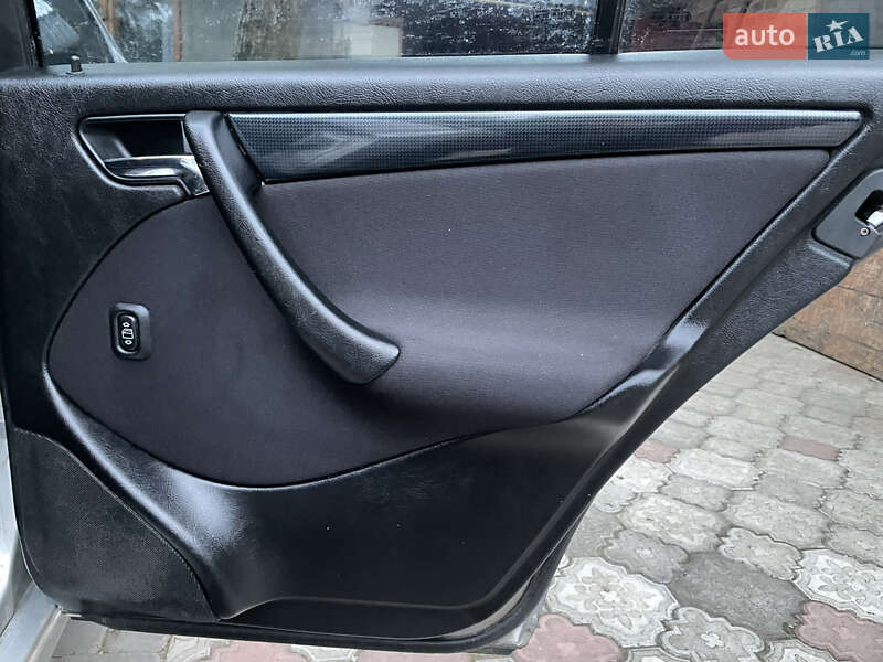 Универсал Mercedes-Benz C-Class 1999 в Сокале