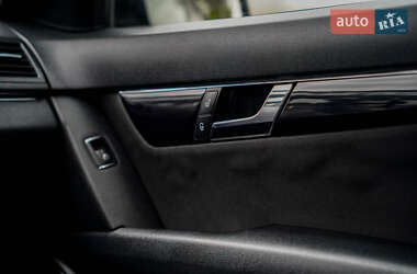 Седан Mercedes-Benz C-Class 2010 в 