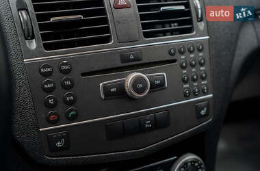 Седан Mercedes-Benz C-Class 2010 в 