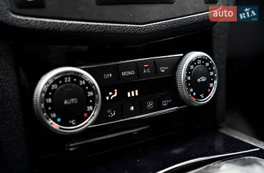 Седан Mercedes-Benz C-Class 2010 в 