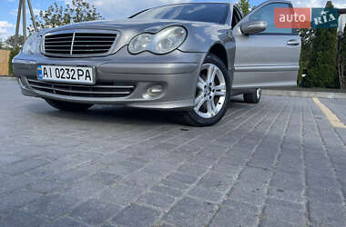 Седан Mercedes-Benz C-Class 2006 в 