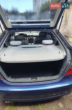 Купе Mercedes-Benz C-Class 2002 в 
