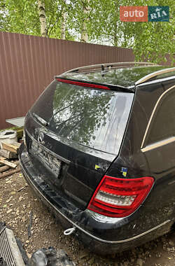 Универсал Mercedes-Benz C-Class 2011 в 